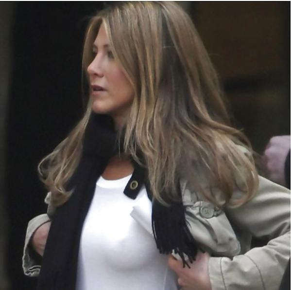 20P Celebrity racks and pokies