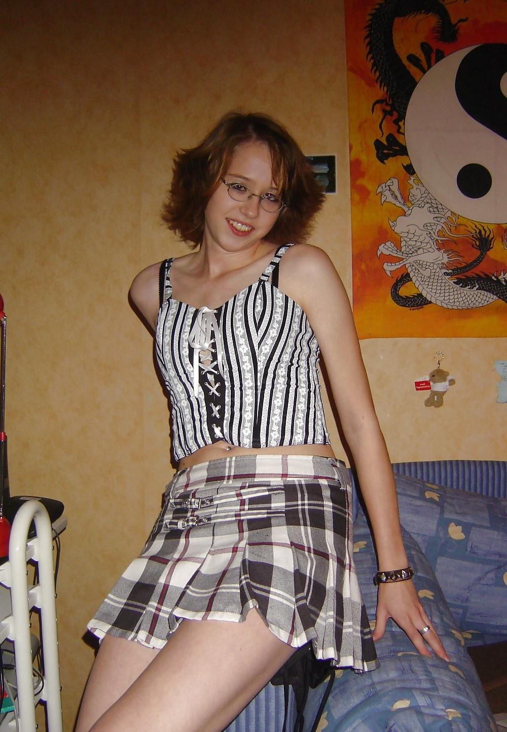 8P Very Tall and Very Sexy Cutie