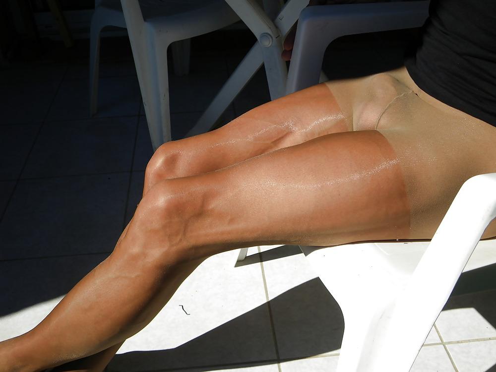 20P Tan pantyhoses