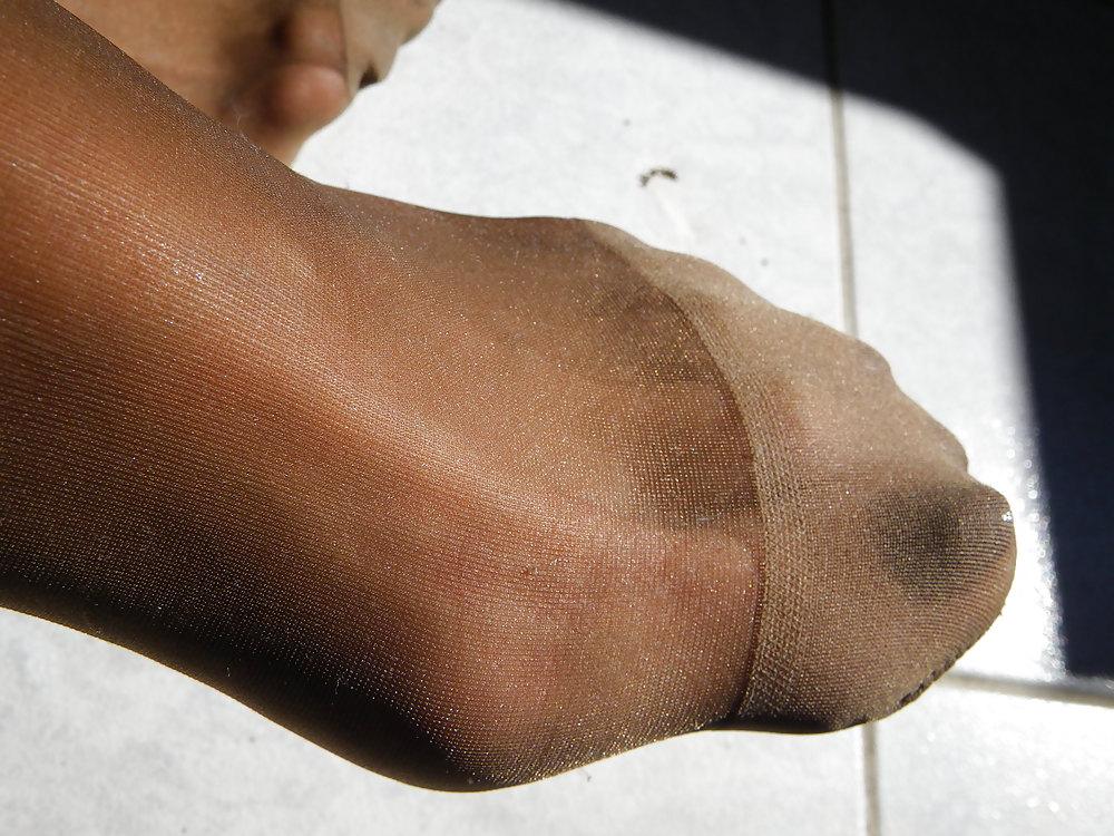 20P Tan pantyhoses