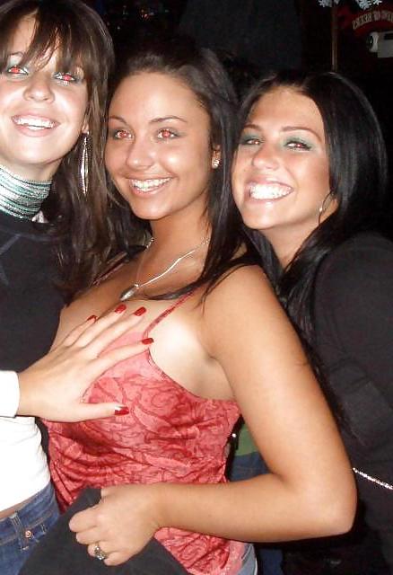 11P Big Tits Cleavage Queens (NON-porn)