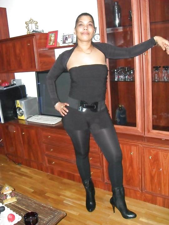 24P Rica cubana