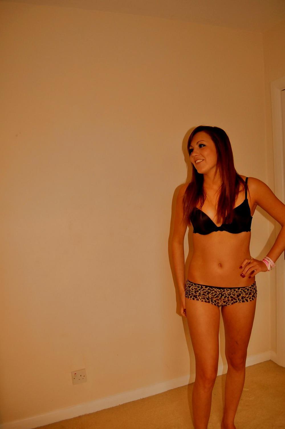 25P Girls Pool Party