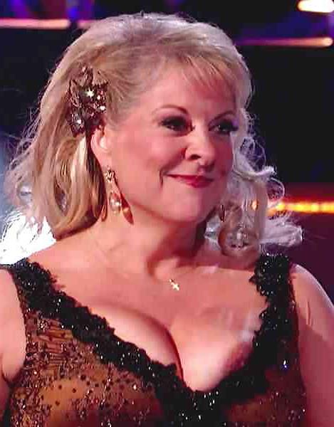 15P Celebrity Pokies! 