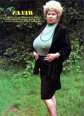 25P Helen Schdmit - Vintage Granny
