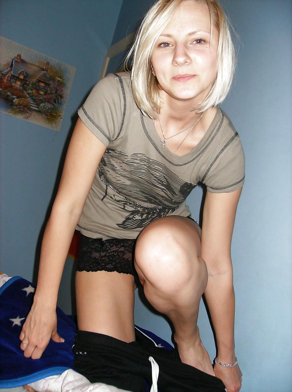 25P Slut Blonde Milf.