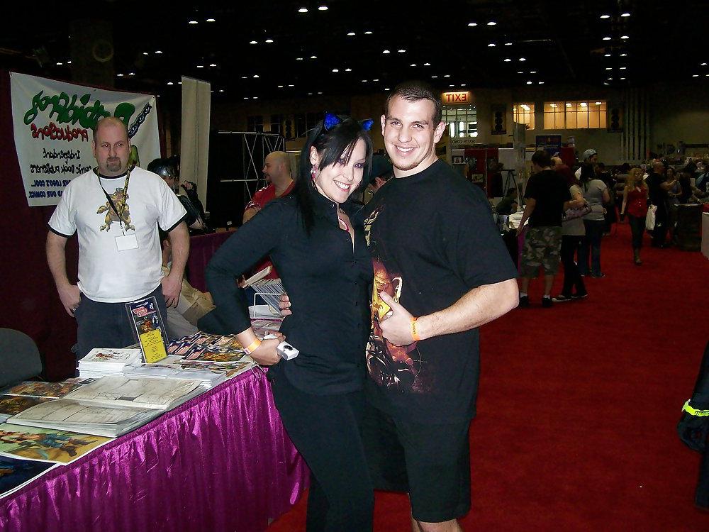 22P More pics of sexy superhero women and more pics of me:)