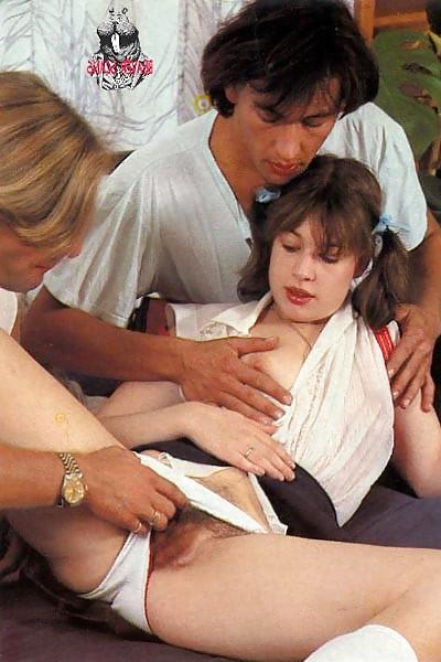 20P Vintage Teen Threesome