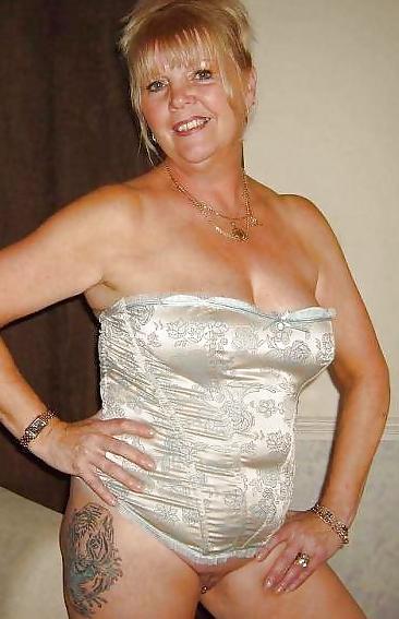 20P Mature-BBW-Ladies 208