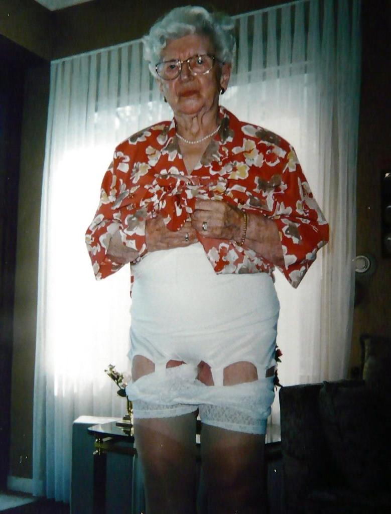 20P Mature-BBW-Ladies 208
