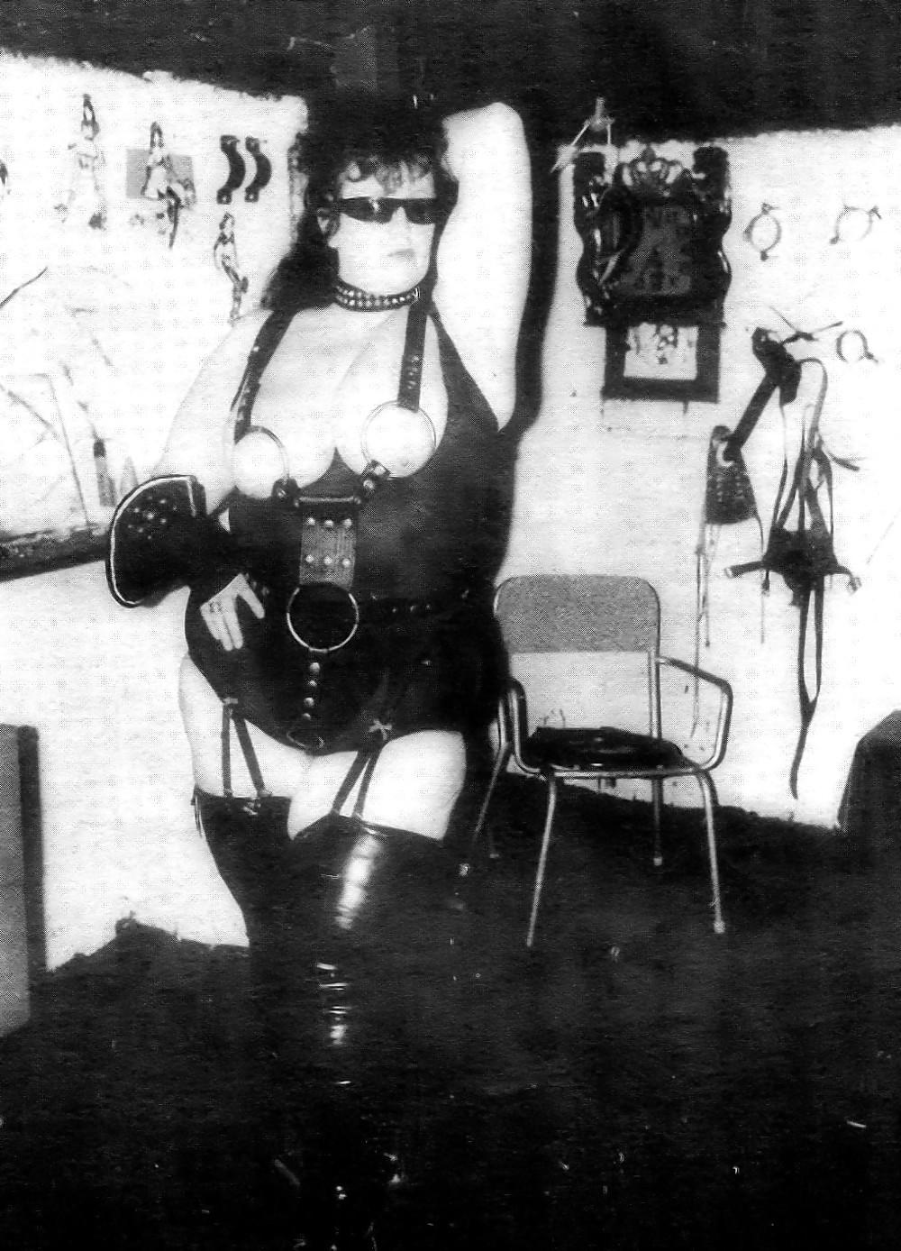 16P Madame Rosa - Real Vintage madame