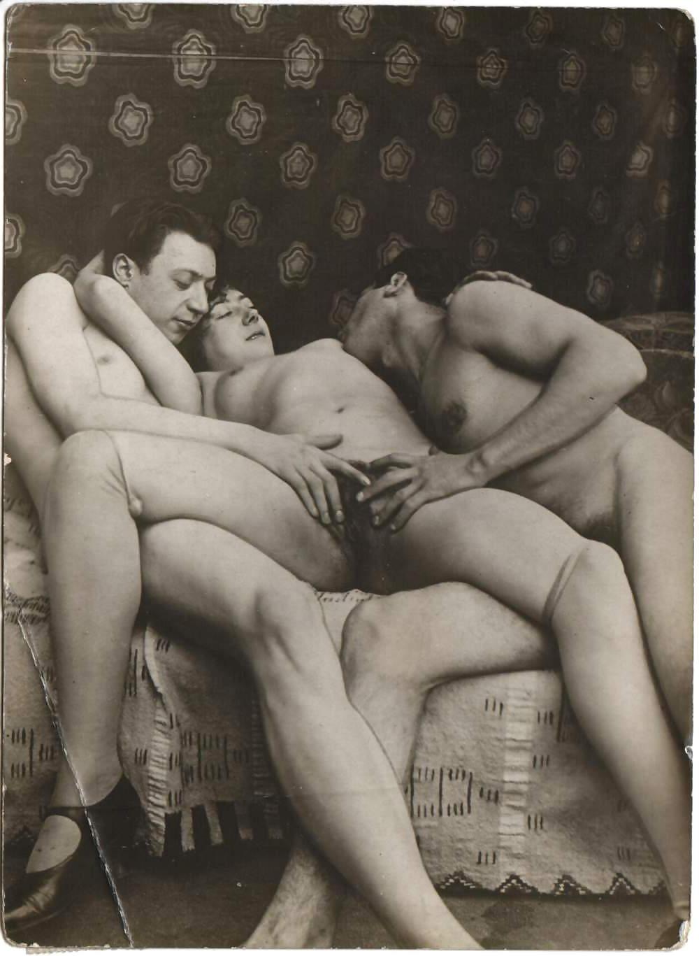 19P Vintage sex