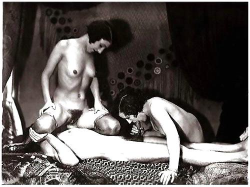 19P Vintage sex