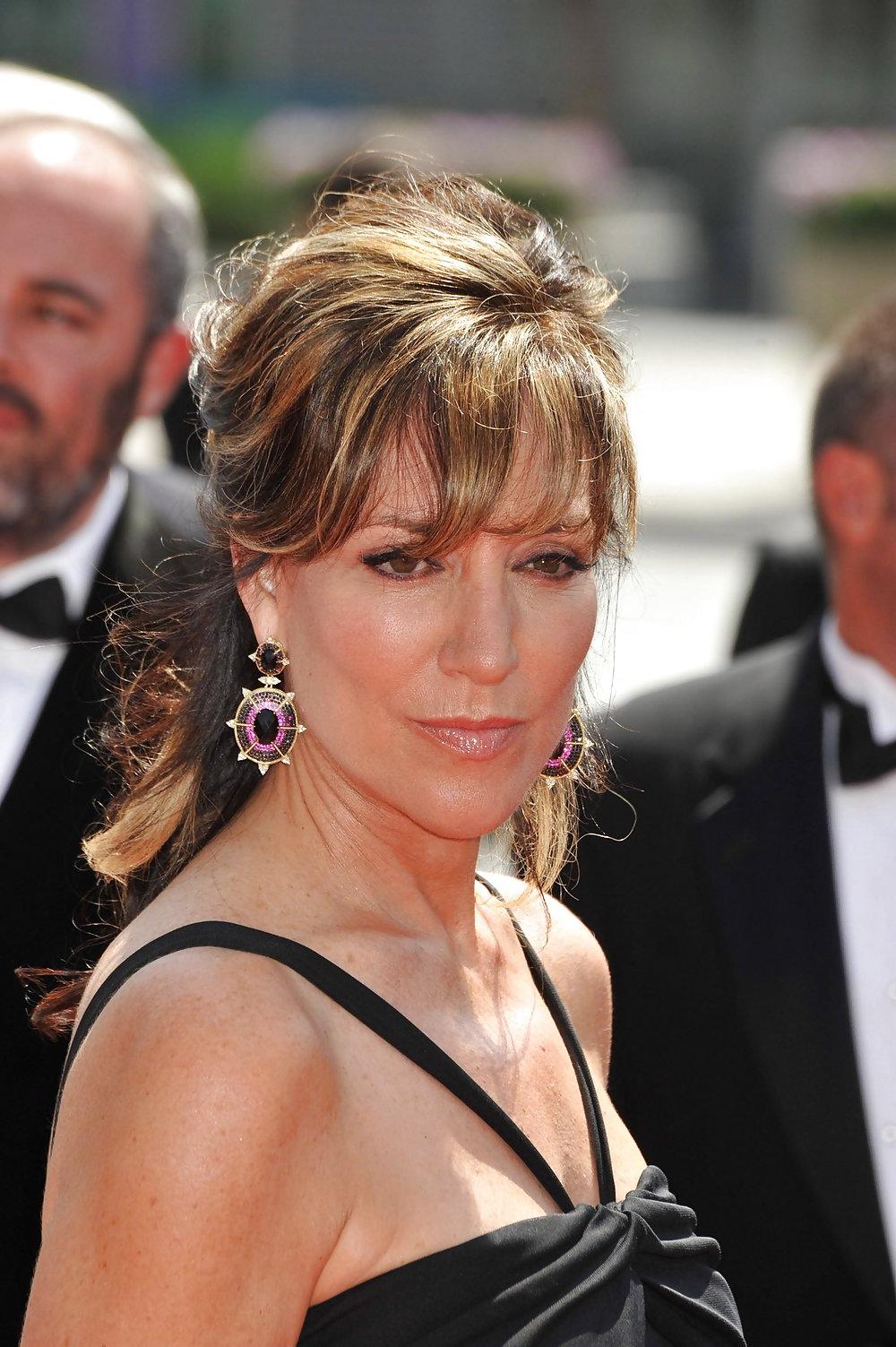 14P Katey Sagal aka Peggy Bundy