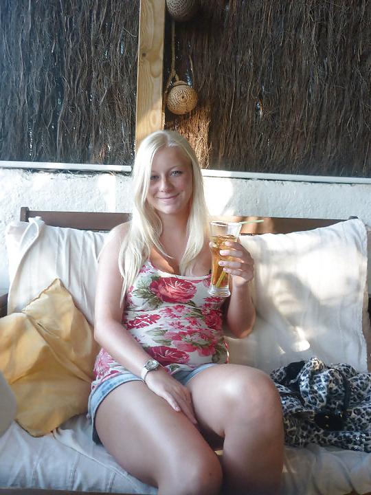 25P Slutty Jess when boyfriend isn't there (part1)