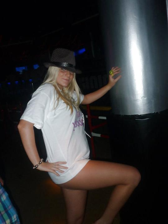 25P Slutty Jess when boyfriend isn't there (part1)