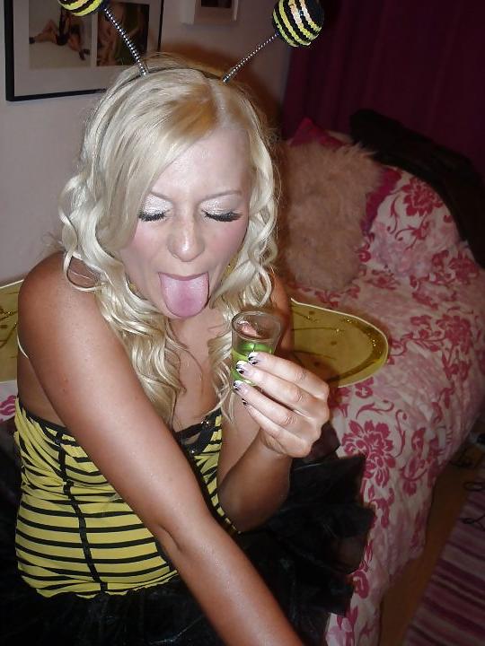 18P Slutty Jess when boyfriend isn't there (part4)