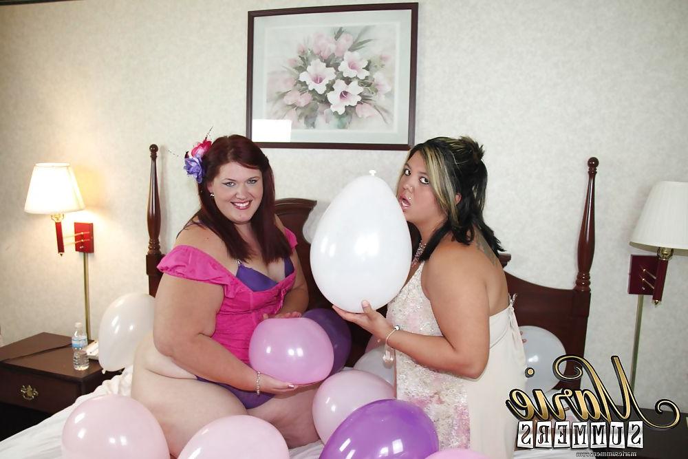 4P Marie Summers Pops Zoey's Balloon