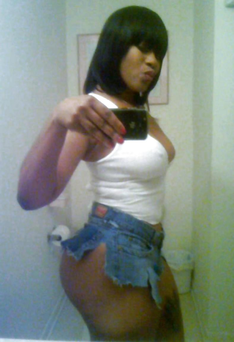 25P HIPS,ASS,THIGHS SO PHAT,IT SHOULD BE AGAINST THE LAW!!!--I I