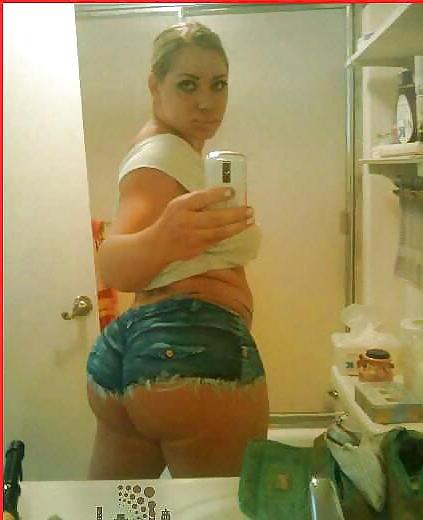 25P HIPS,ASS,THIGHS SO PHAT,IT SHOULD BE AGAINST THE LAW!!!--I I