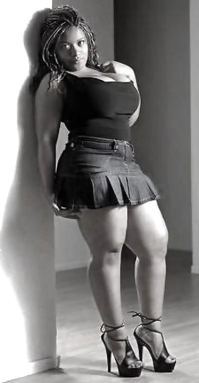 25P HIPS,ASS,THIGHS SO PHAT,IT SHOULD BE AGAINST THE LAW!!!--I I