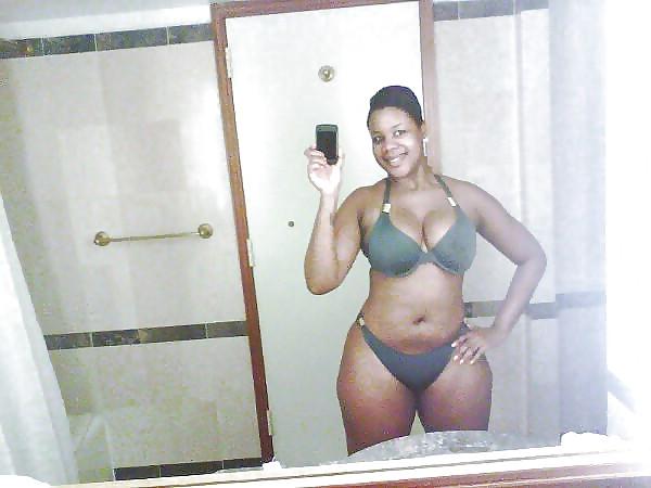 25P HIPS,ASS,THIGHS SO PHAT,IT SHOULD BE AGAINST THE LAW!!!--I I