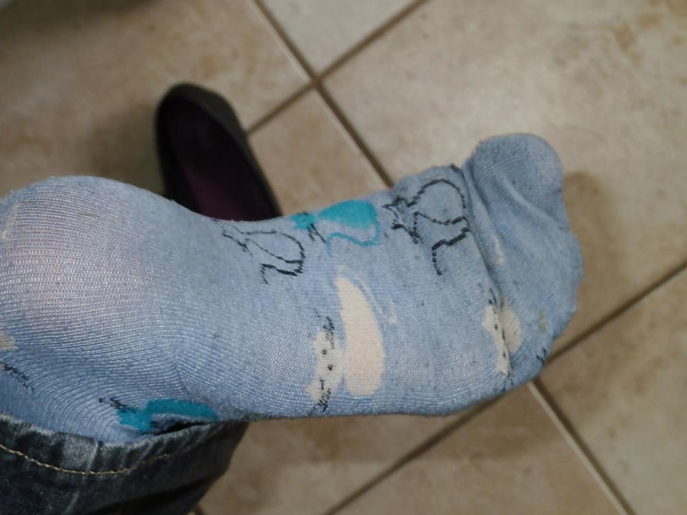 25P Feet in ballerina