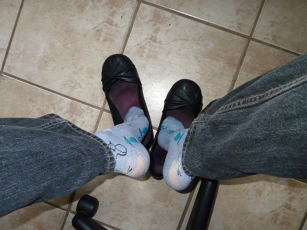25P Feet in ballerina