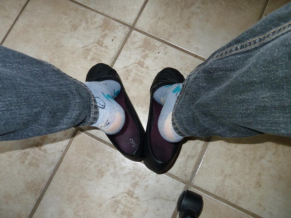 25P Feet in ballerina