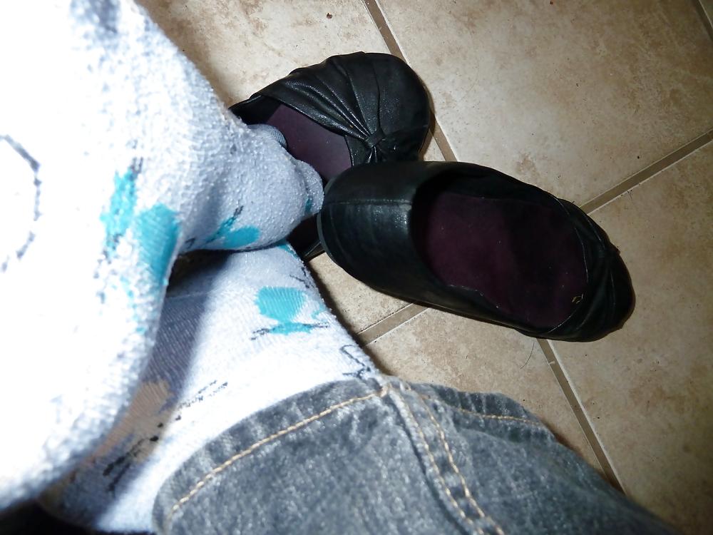 25P Feet in ballerina