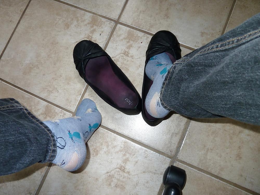 25P Feet in ballerina