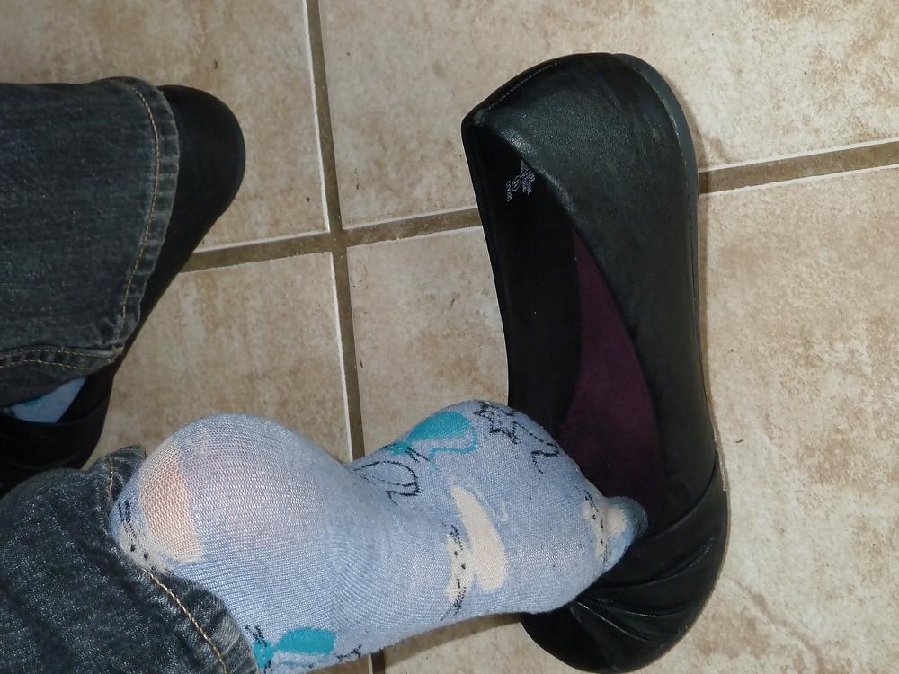 25P Feet in ballerina