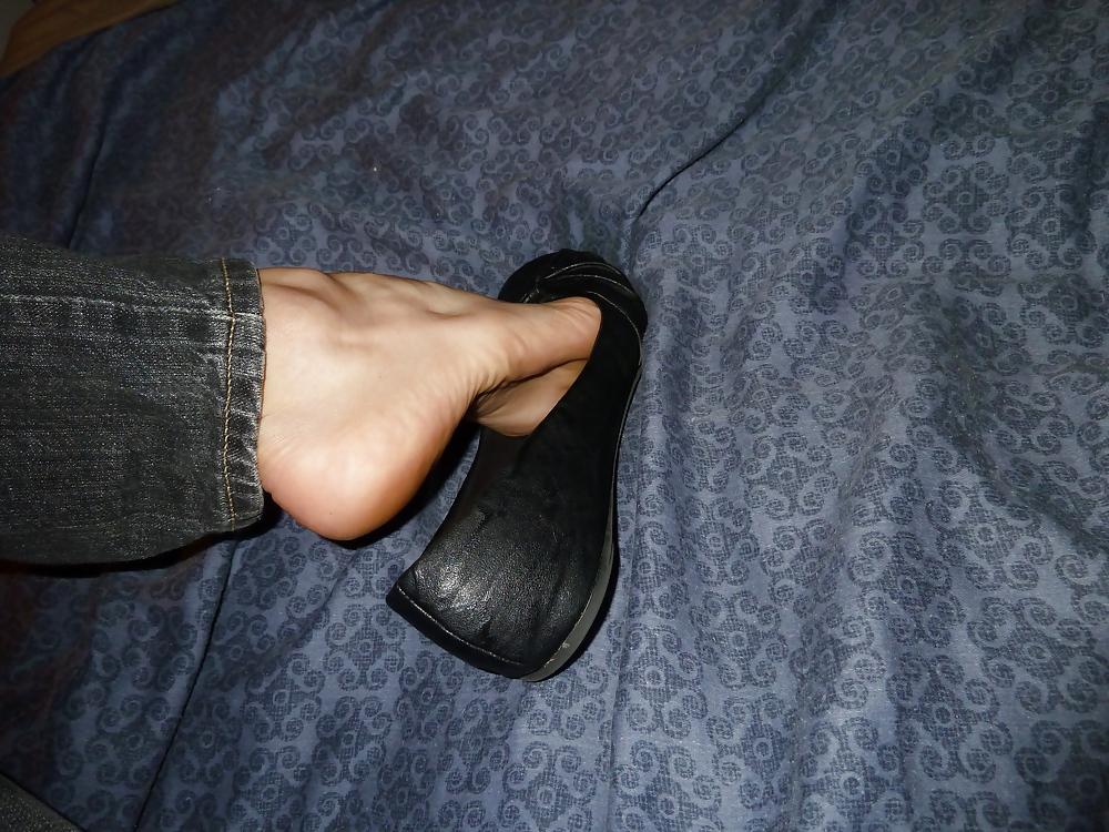 5P Little feet in ballerina