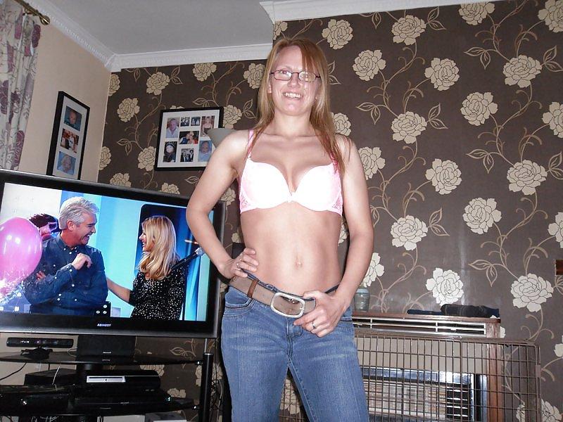 25P Innocent Pictures in the Background