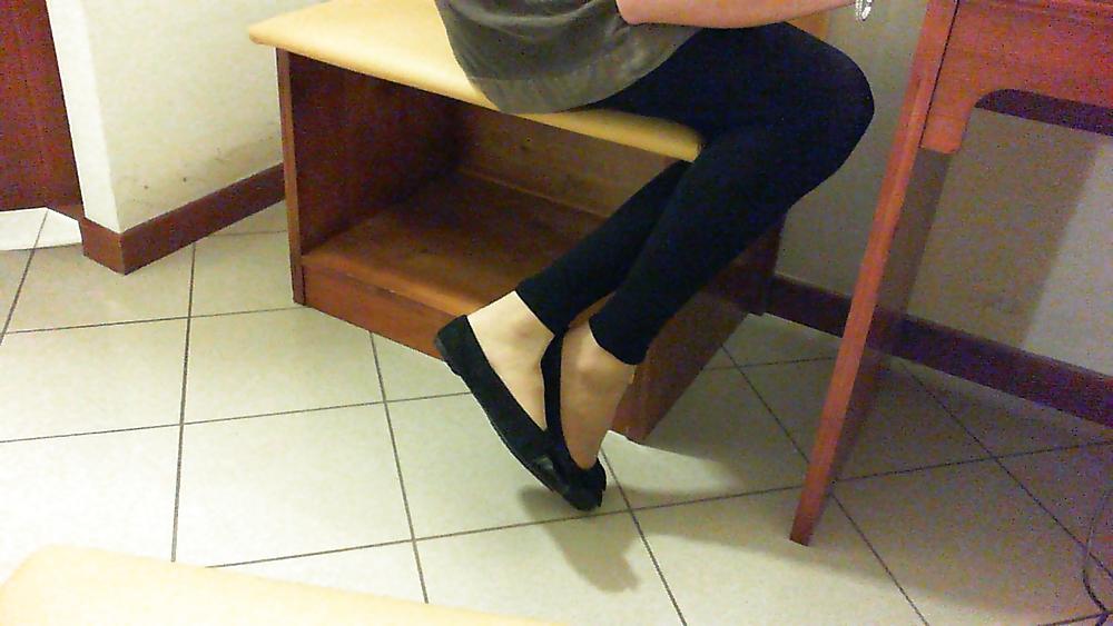 20P Feet in ballarina shoes  pantyhose leggins  knee high