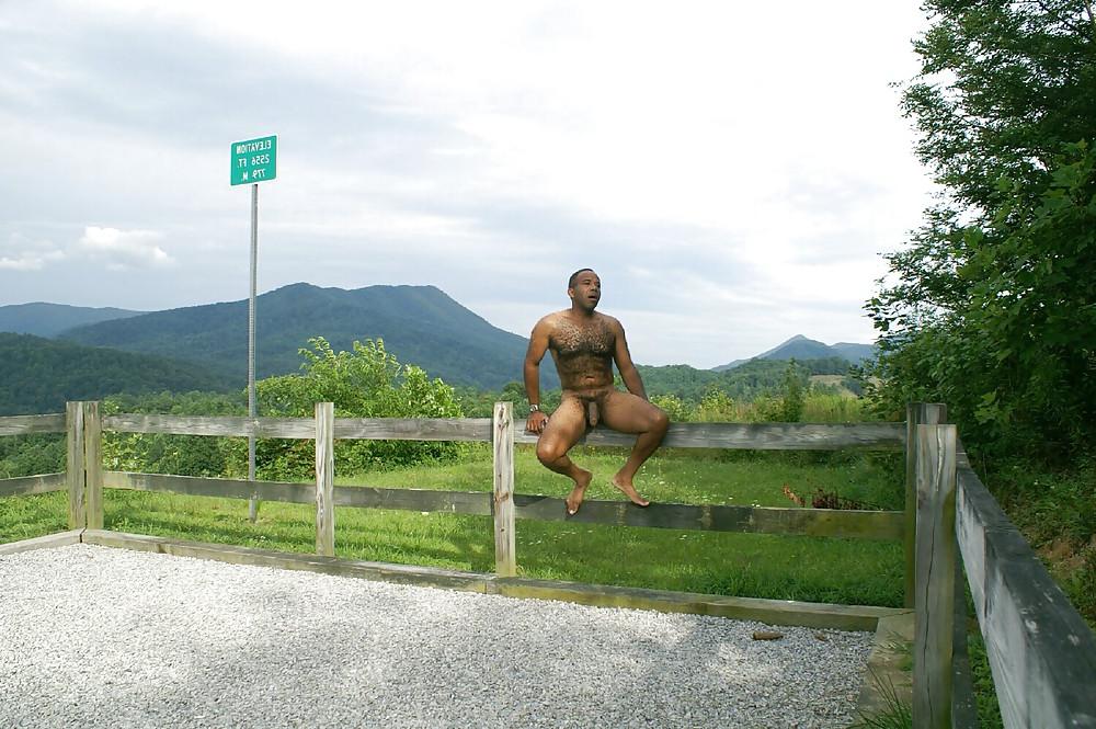 18P GBM the Exhibitionist