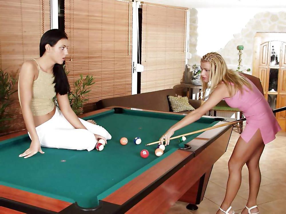 25P Pool table