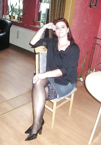 10P BBW and Mature 49 by Searcher1957