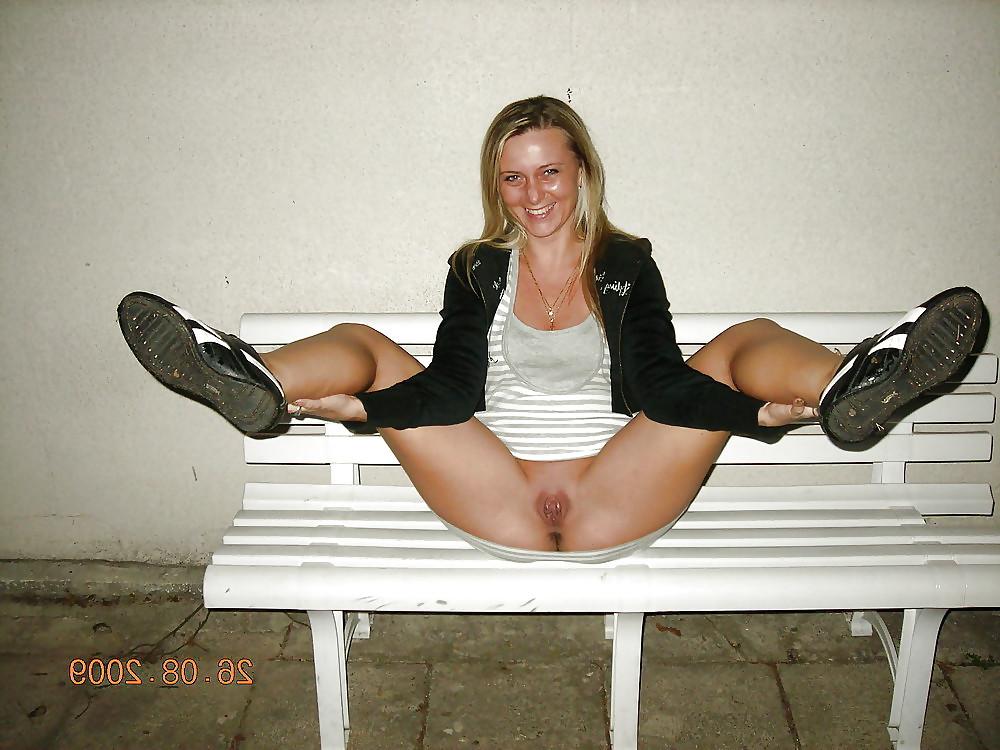 19P Spread Wives & Milfs