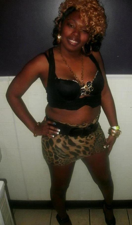 10P GHETTO CHICS 4