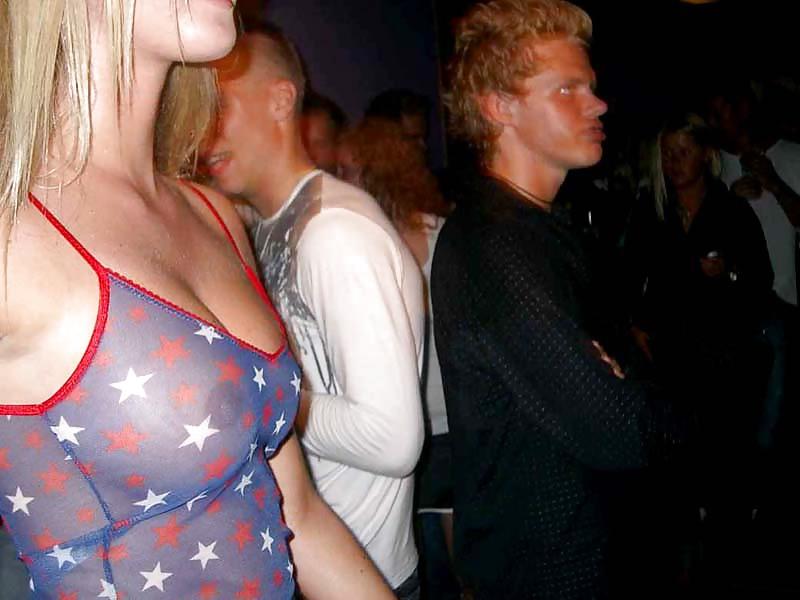 20P Downblouse Nip Slip 3 (boyaka)