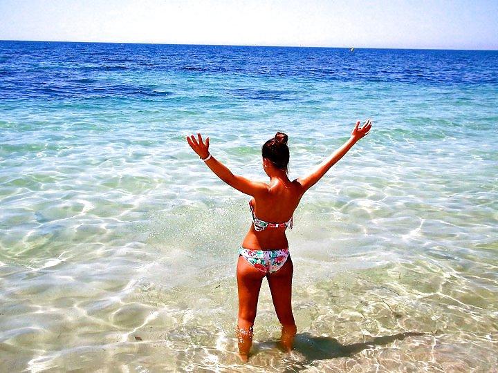 25P Holidays without boyfriend for Lucy (1)