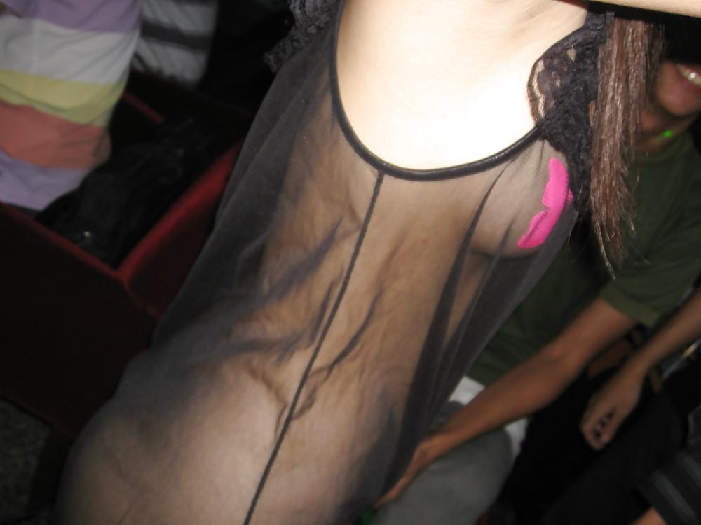 11P Taiwan Karaoke Girls
