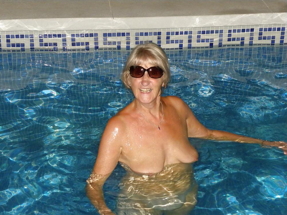 14P Pool night 2