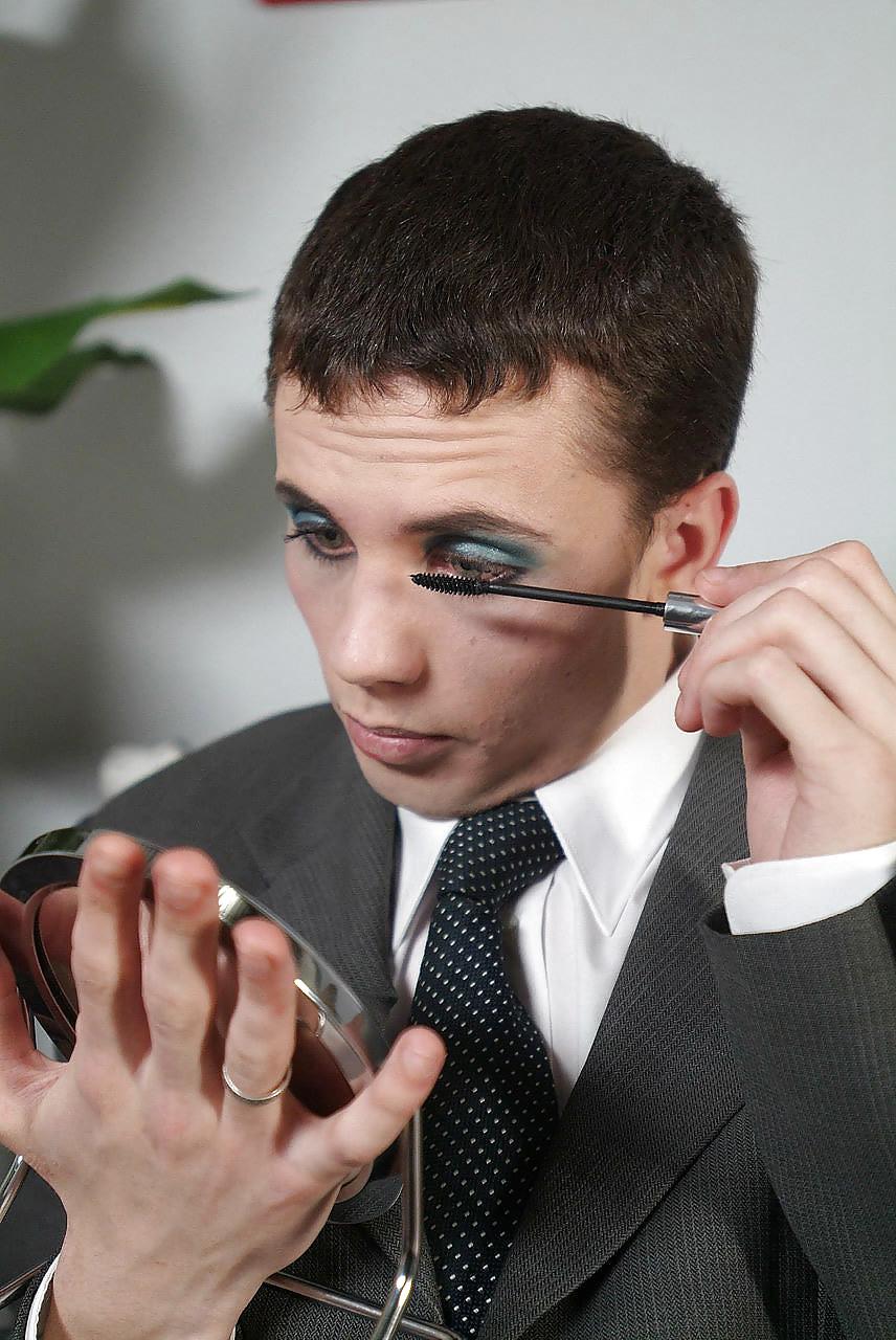 25P Boys Make-up love to be crossdressing