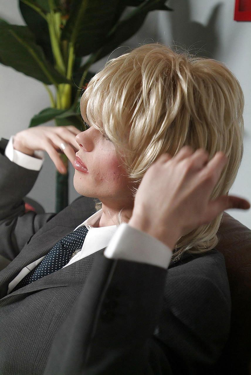 25P Boys Make-up love to be crossdressing