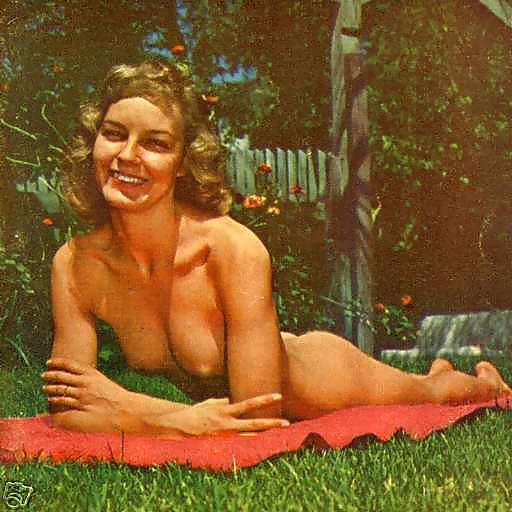 10P Vintage Nudist 1