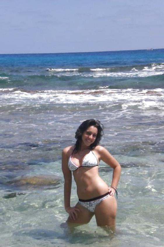 9P Italian girl: Simona