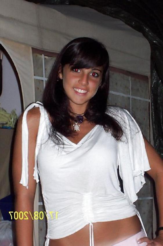 9P Italian girl: Simona