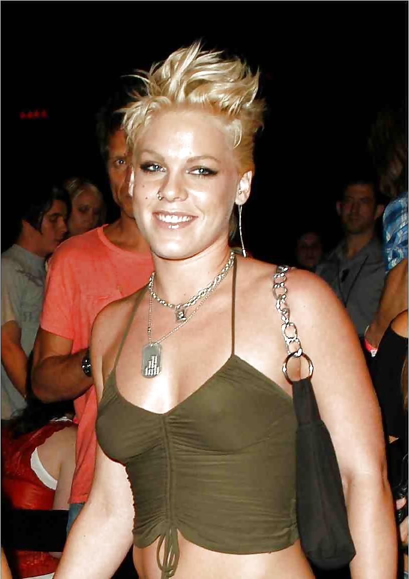 17P Pink (Alecia Moore)